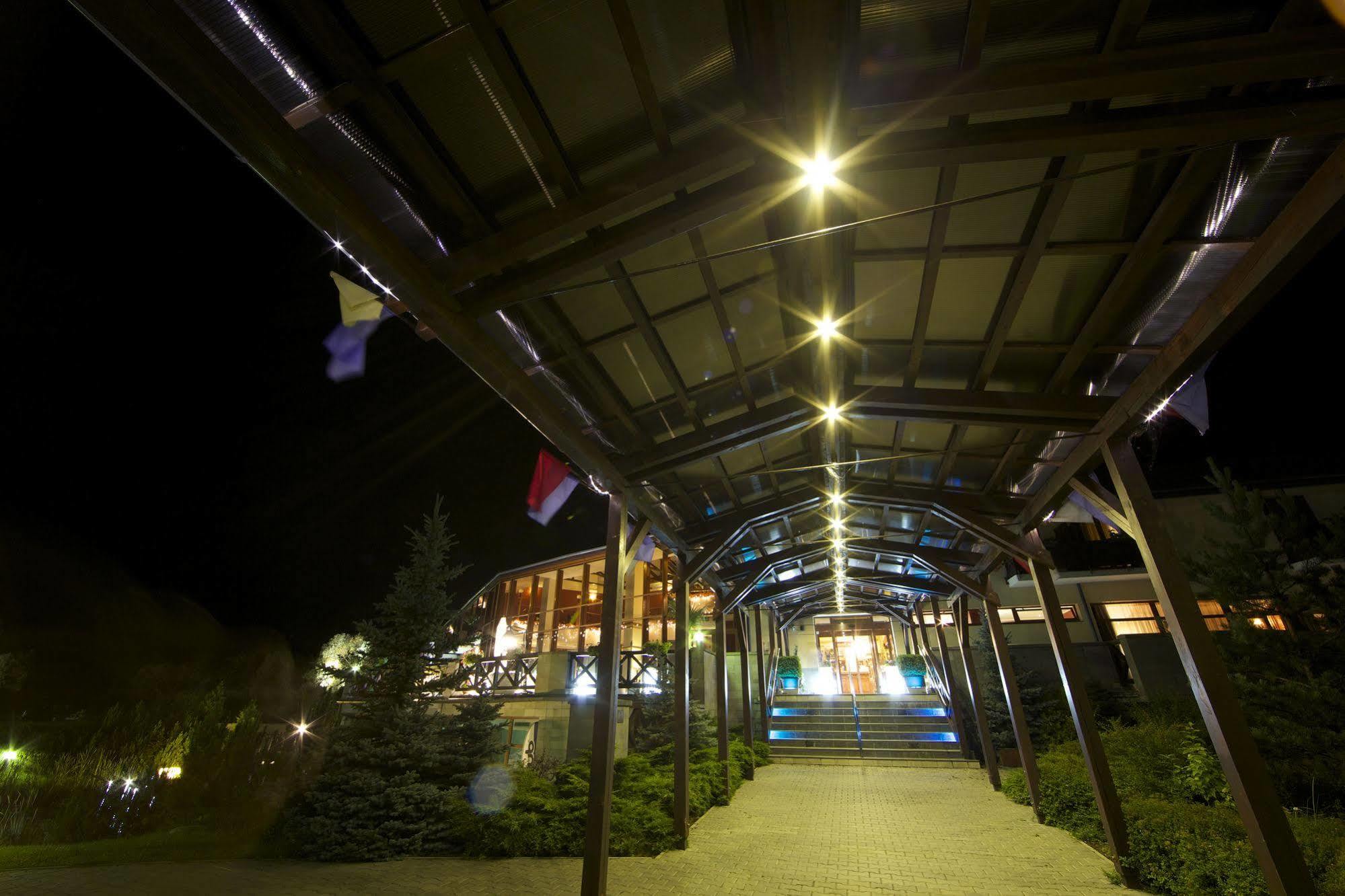 Hotel International Vel'ka Lomnica Dış mekan fotoğraf
